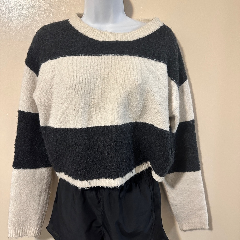 Striped Black and White Women's Sweater